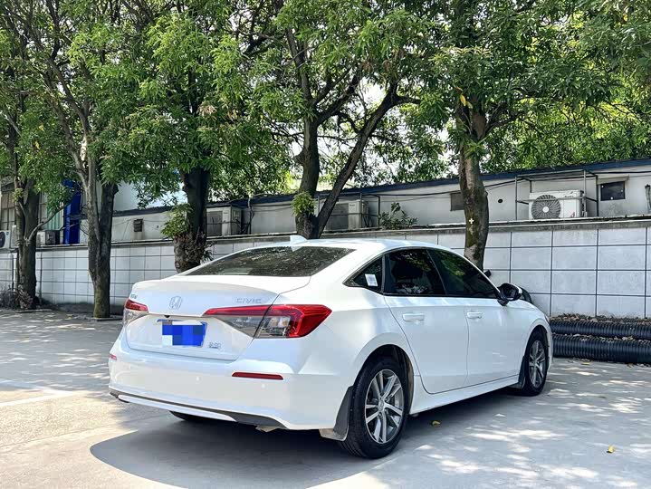 Фото 3 - Honda Civic