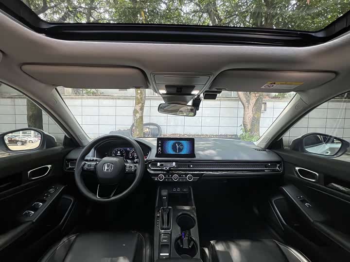 Фото 9 - Honda Civic