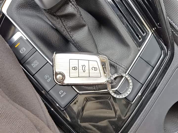 Фото 9 - Volkswagen Tayron