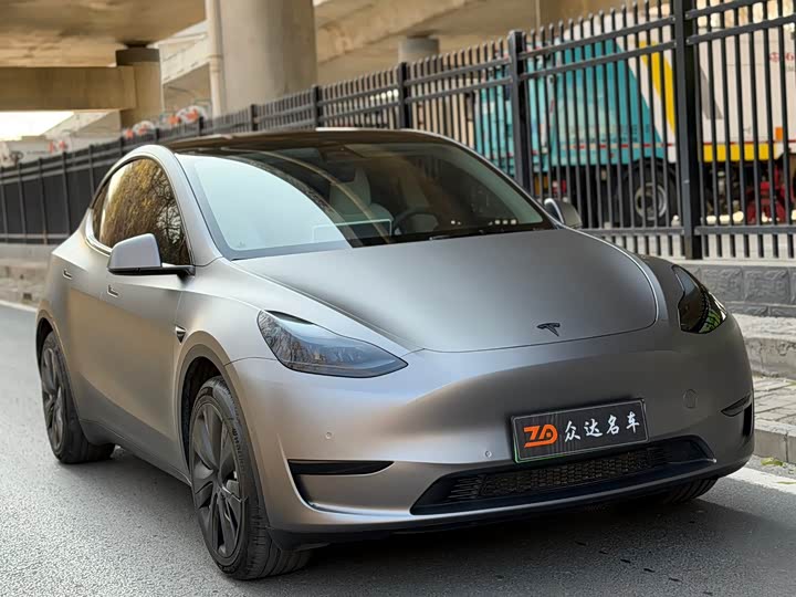 Фото 3 - Tesla Model Y