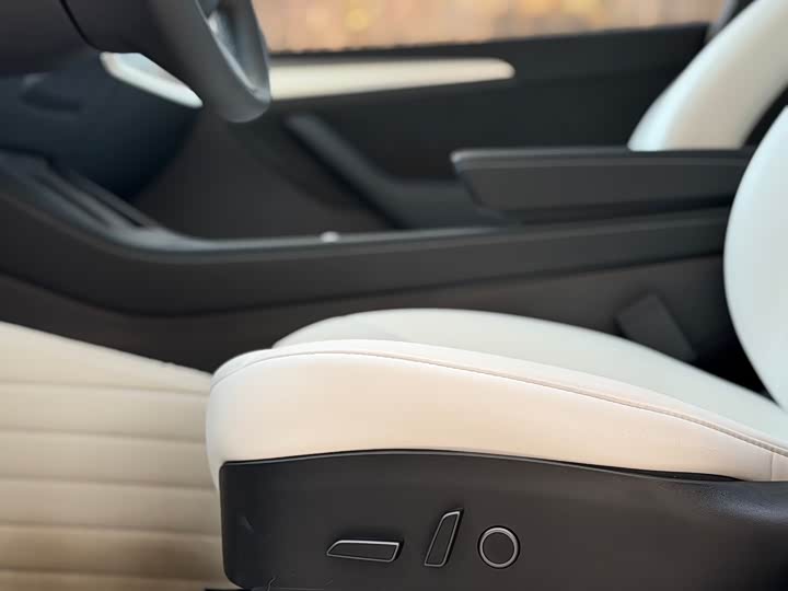 Фото 5 - Tesla Model Y