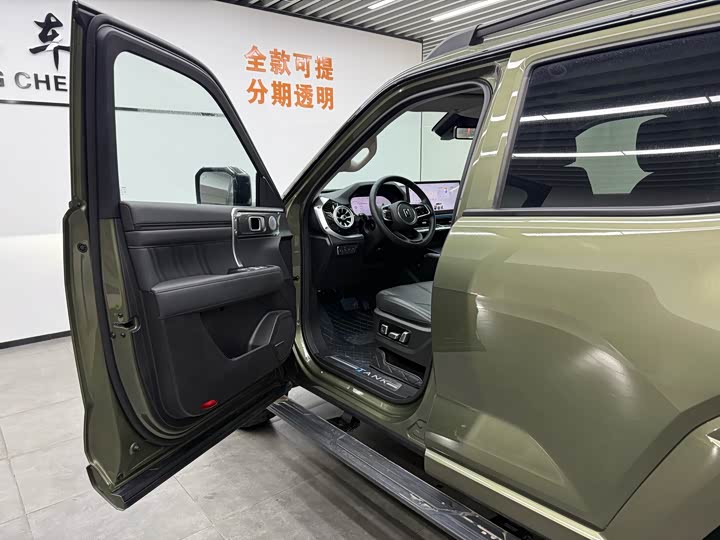 Фото 5 - Tank 400 Hybrid