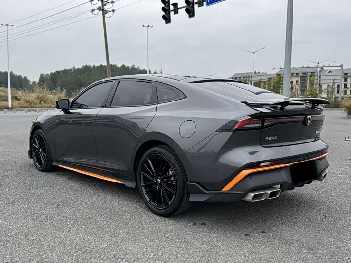 Фото 5 - Changan UNI-V