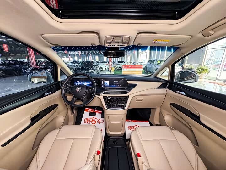 Фото 6 - Buick GL8 ES