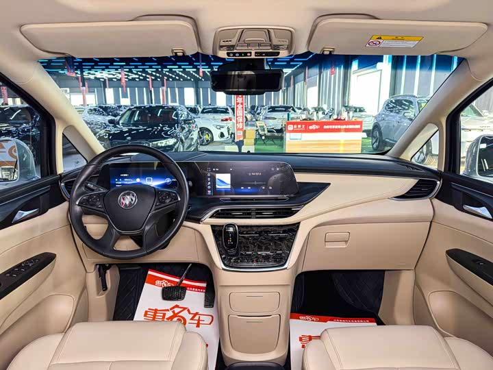 Фото 7 - Buick GL8 ES