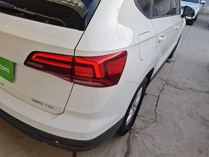 Фото 8 - Volkswagen Tharu