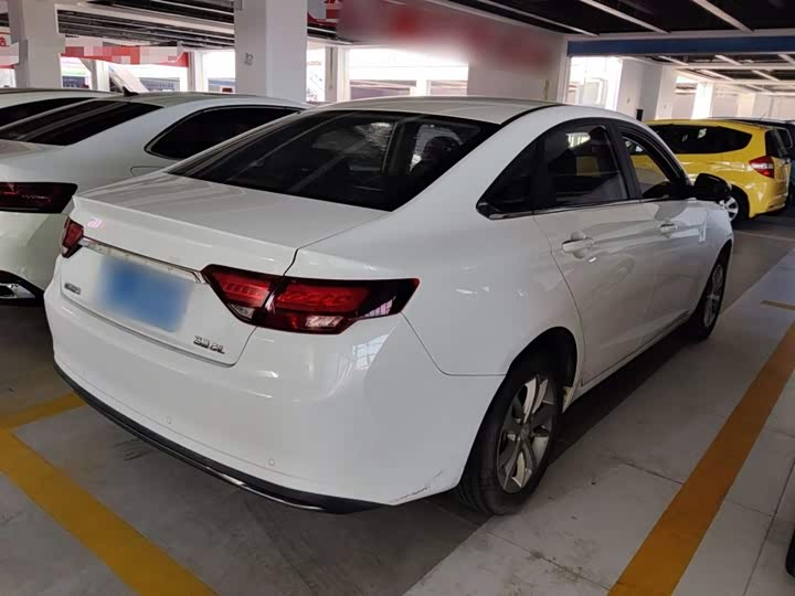 Фото 7 - Geely Emgrand GL