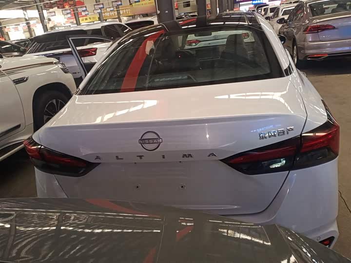 Фото 6 - Nissan Teana