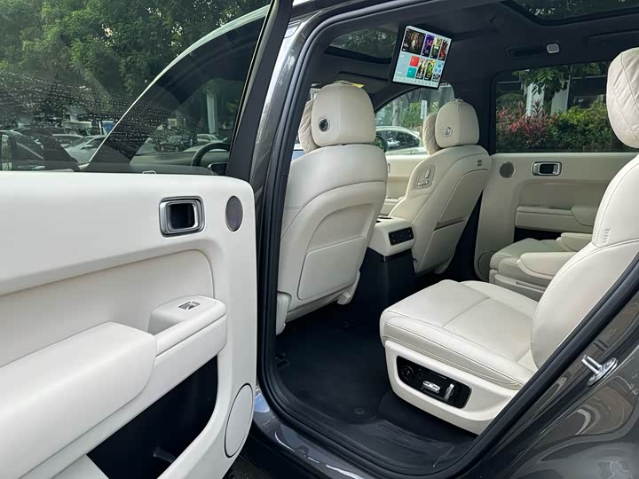 Фото 5 - LiXiang L9