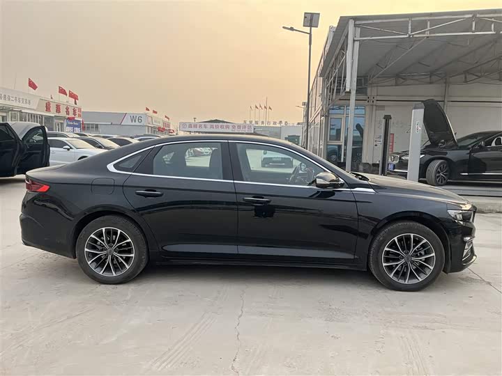 Фото 4 - Geely Preface