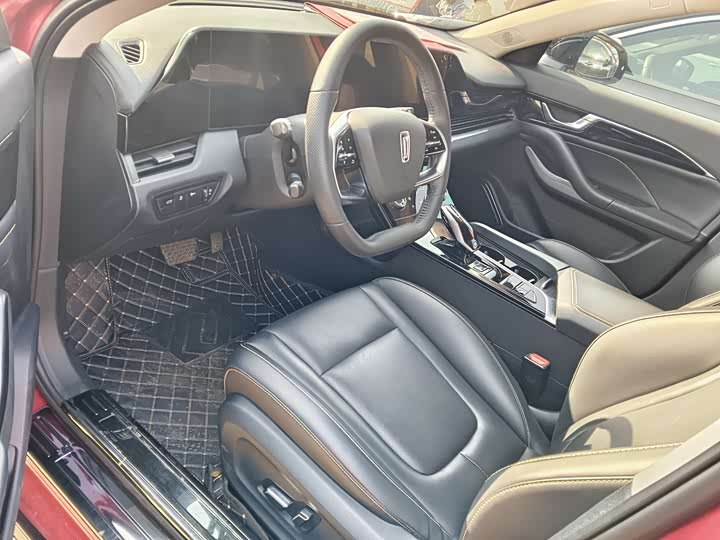 Фото 4 - Bestune B70