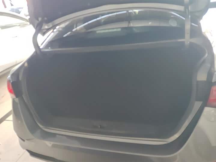 Фото 4 - Nissan Sylphy