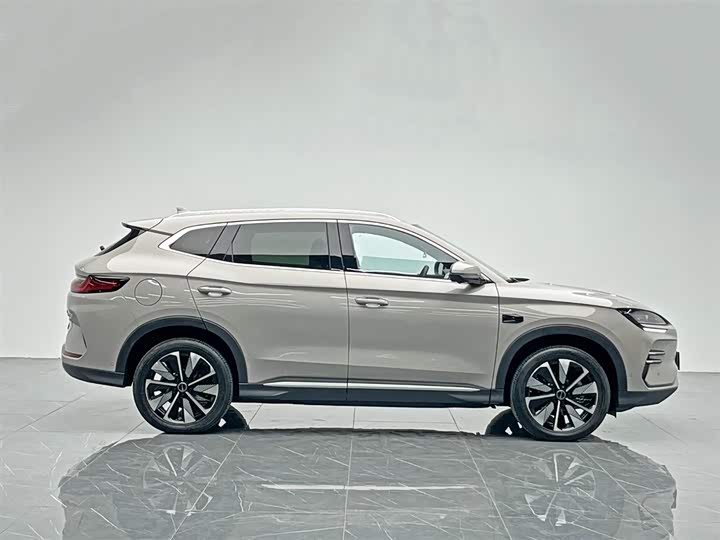 Фото 7 - BYD Song Plus Hybrid/EV