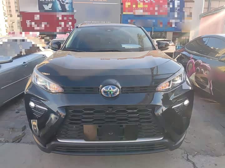 Фото 3 - Toyota Wildlander