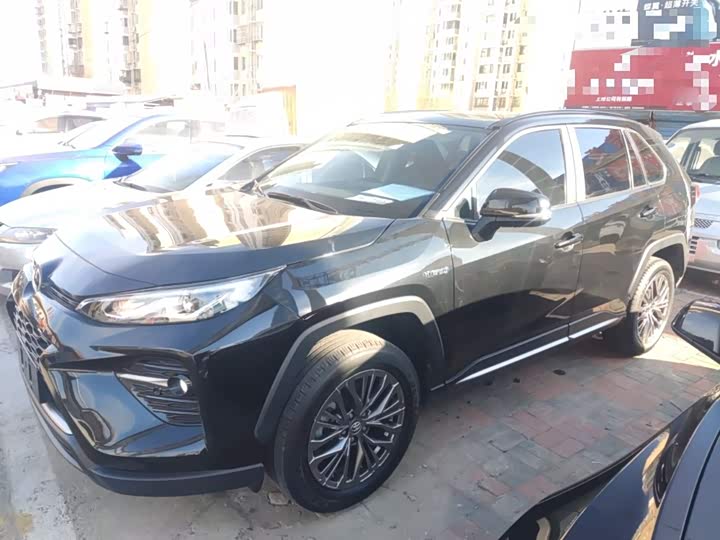 Фото 5 - Toyota Wildlander