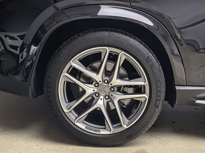 Фото 4 - Mercedes-Benz GLE-Class AMG