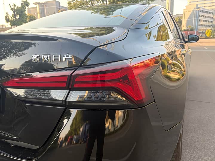 Фото 8 - Nissan Teana