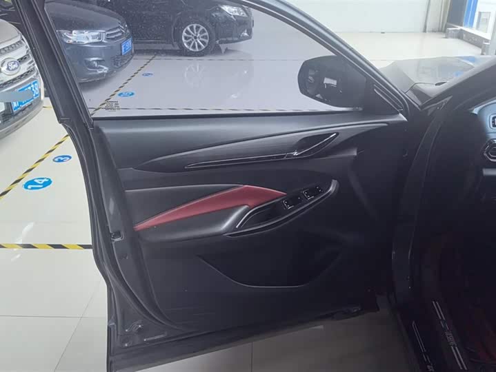 Фото 7 - Changan Oshan X5