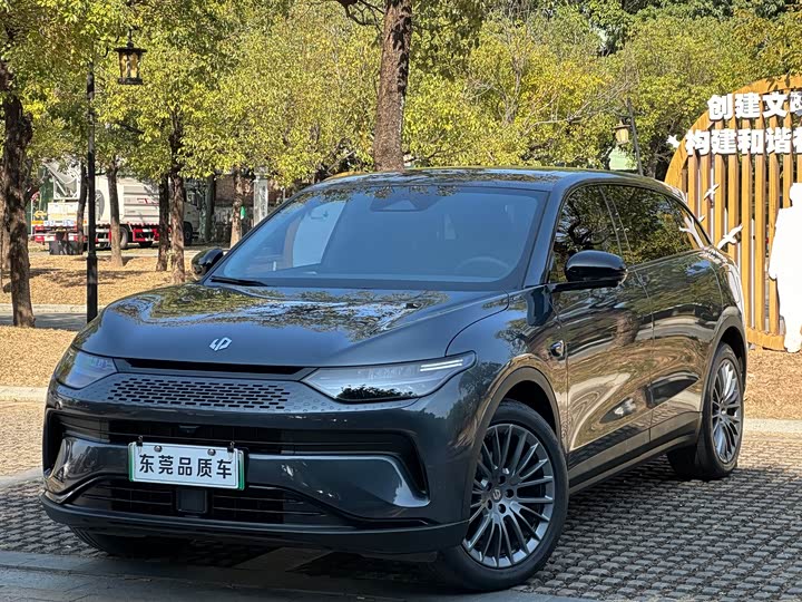 Фото 1 - Leapmotor C11