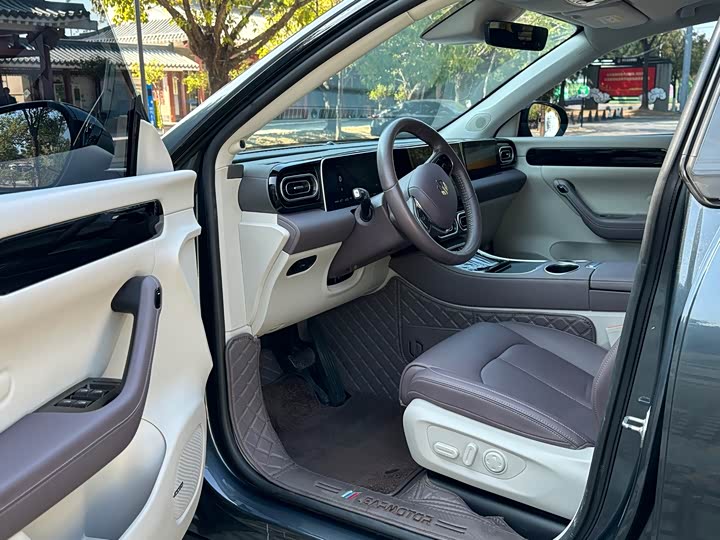 Фото 5 - Leapmotor C11