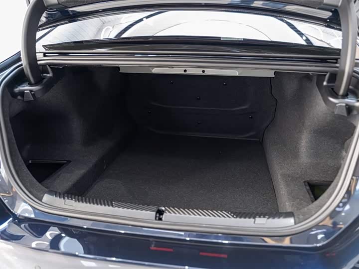 Фото 9 - BMW 5 Series