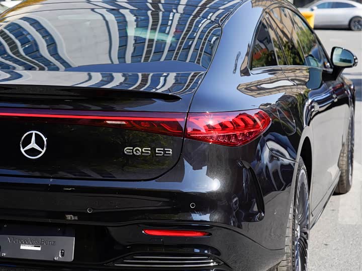 Фото 6 - Mercedes-Benz EQS AMG