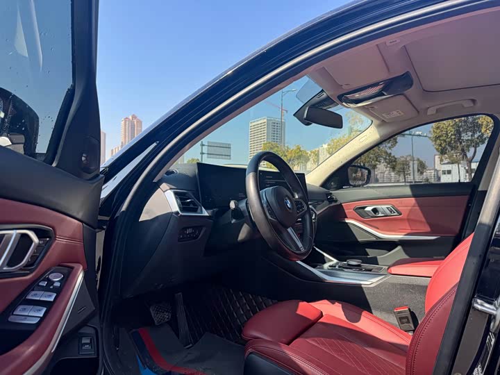 Фото 4 - BMW 3 Series