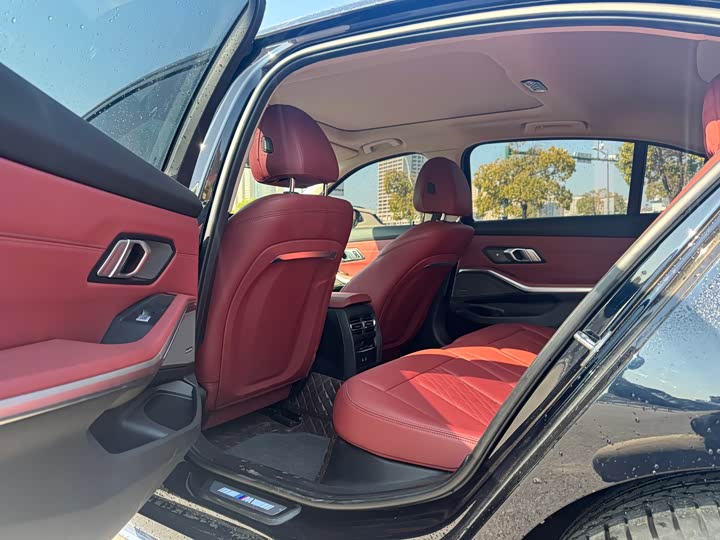 Фото 9 - BMW 3 Series