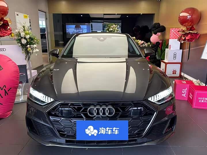 Фото 2 - Audi A7