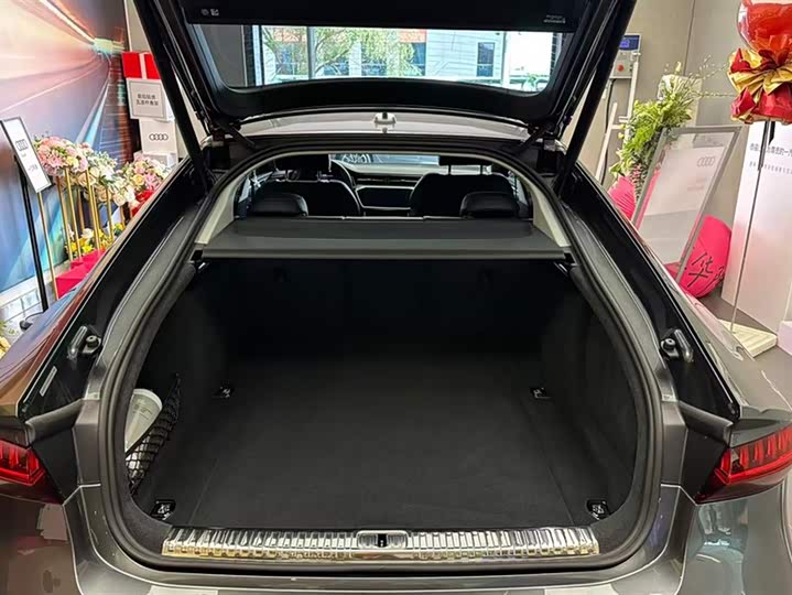 Фото 4 - Audi A7