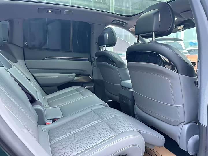 Фото 6 - Zeekr 7X