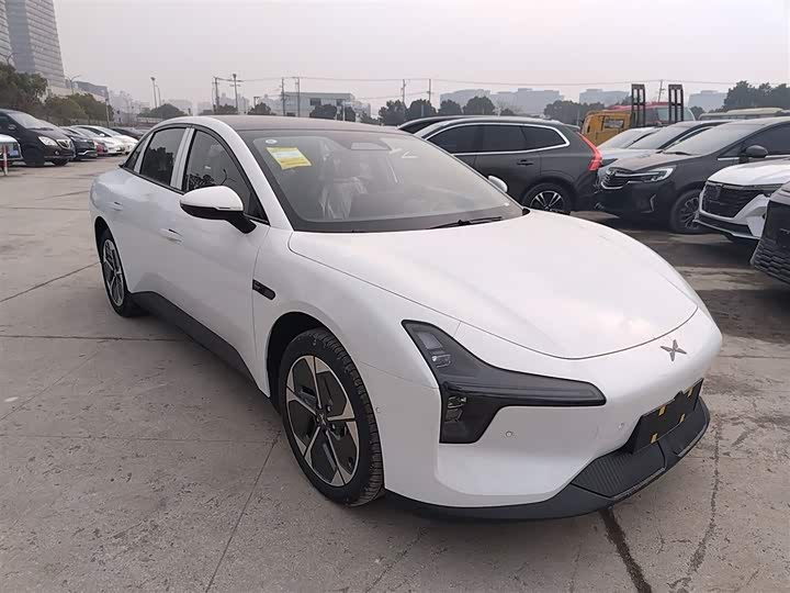 Фото 4 - XPeng Mona M03