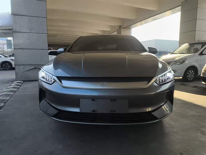 Фото 3 - BYD Qin Plus