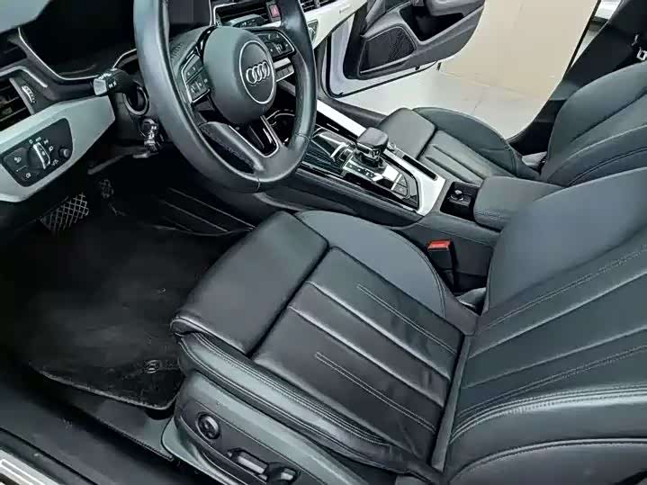 Фото 7 - Audi A5