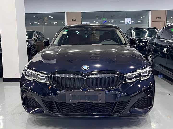 Фото 2 - BMW 3 Series