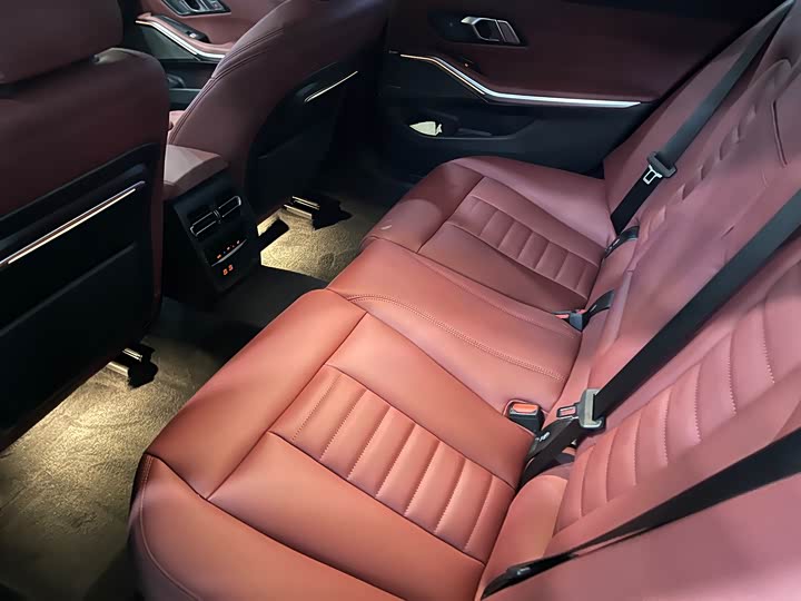 Фото 8 - BMW 3 Series