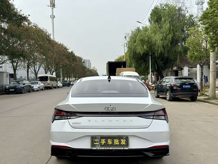 Фото 8 - Hyundai Elantra N line