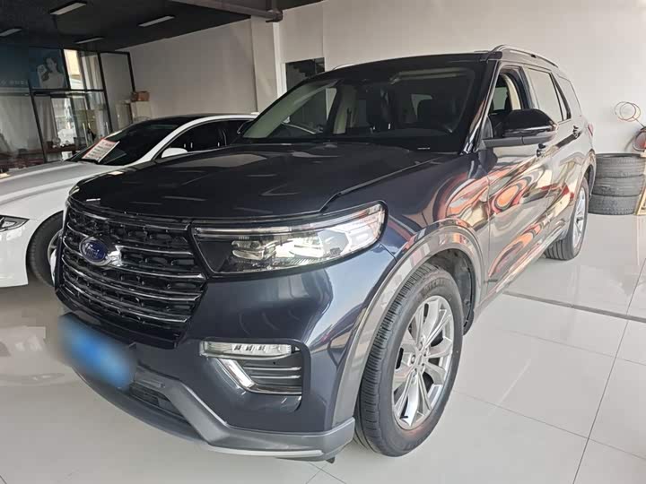 Фото 2 - Ford Explorer