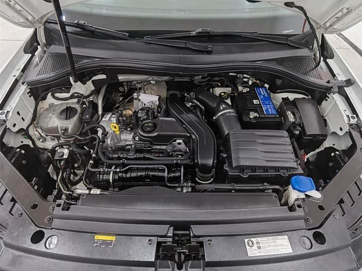 Фото 6 - Volkswagen Tiguan L Pro