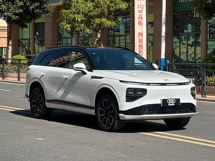 Фото 3 - XPeng G9