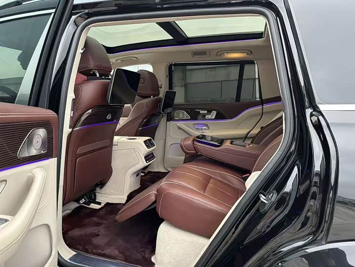 Фото 5 - Mercedes-Benz Maybach GLS