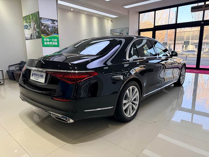 Фото 6 - Mercedes-Benz S-Class