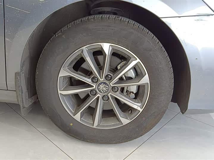 Фото 6 - BYD Qin Plus