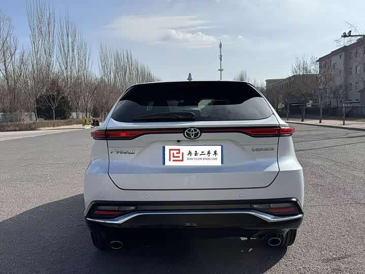 Фото 8 - Toyota Venza