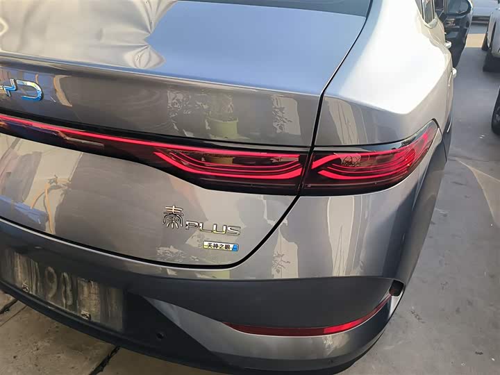 Фото 8 - BYD Qin Plus