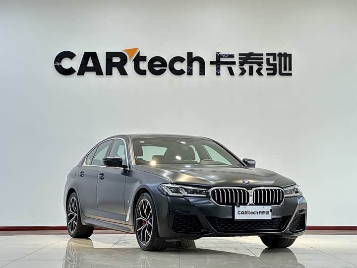 Фото 3 - BMW 5 Series