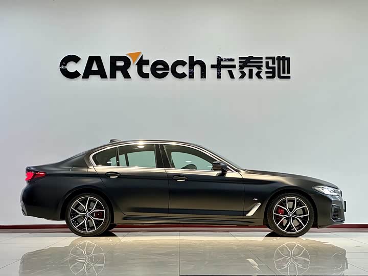 Фото 5 - BMW 5 Series