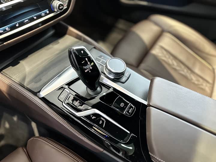 Фото 7 - BMW 5 Series