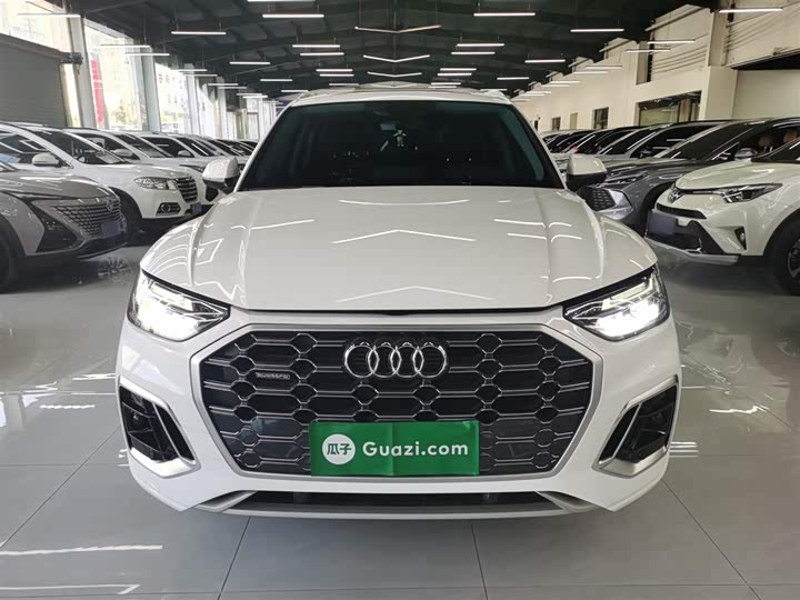 Фото 3 - Audi Q5L