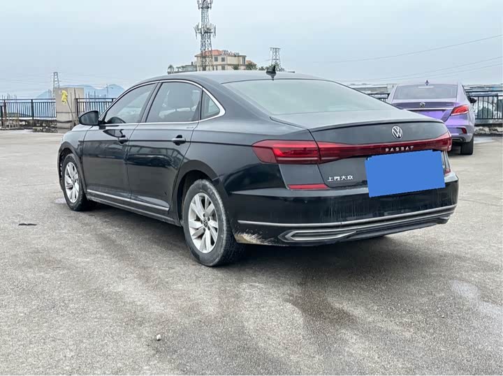 Фото 4 - Volkswagen Passat